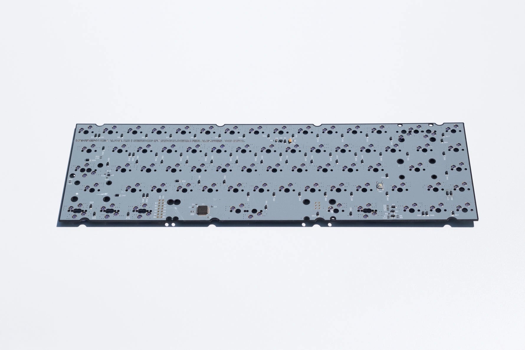 Manta Keyboard Kit by Bowl & Alexotos
