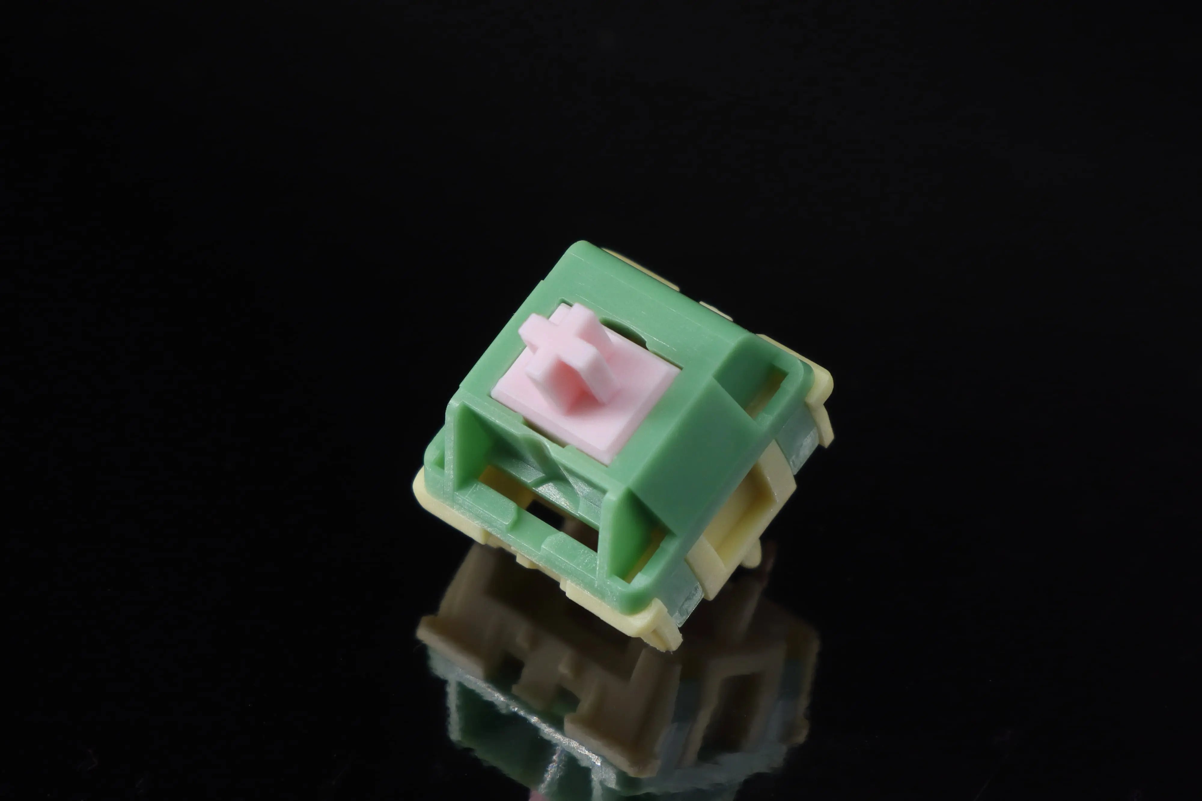 HMX WJBY Studio Lotus Linear Switches