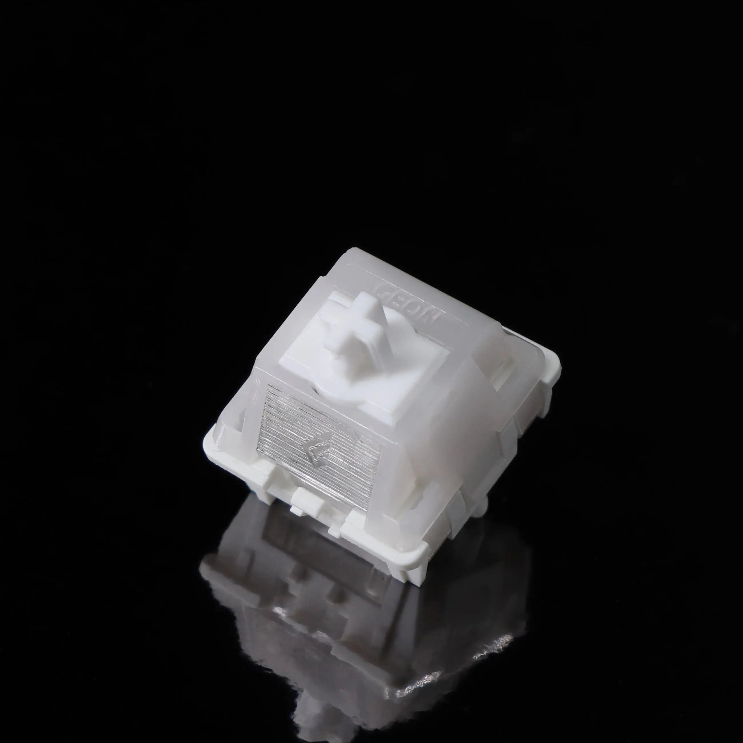 Geon Raw HE Linear Switches