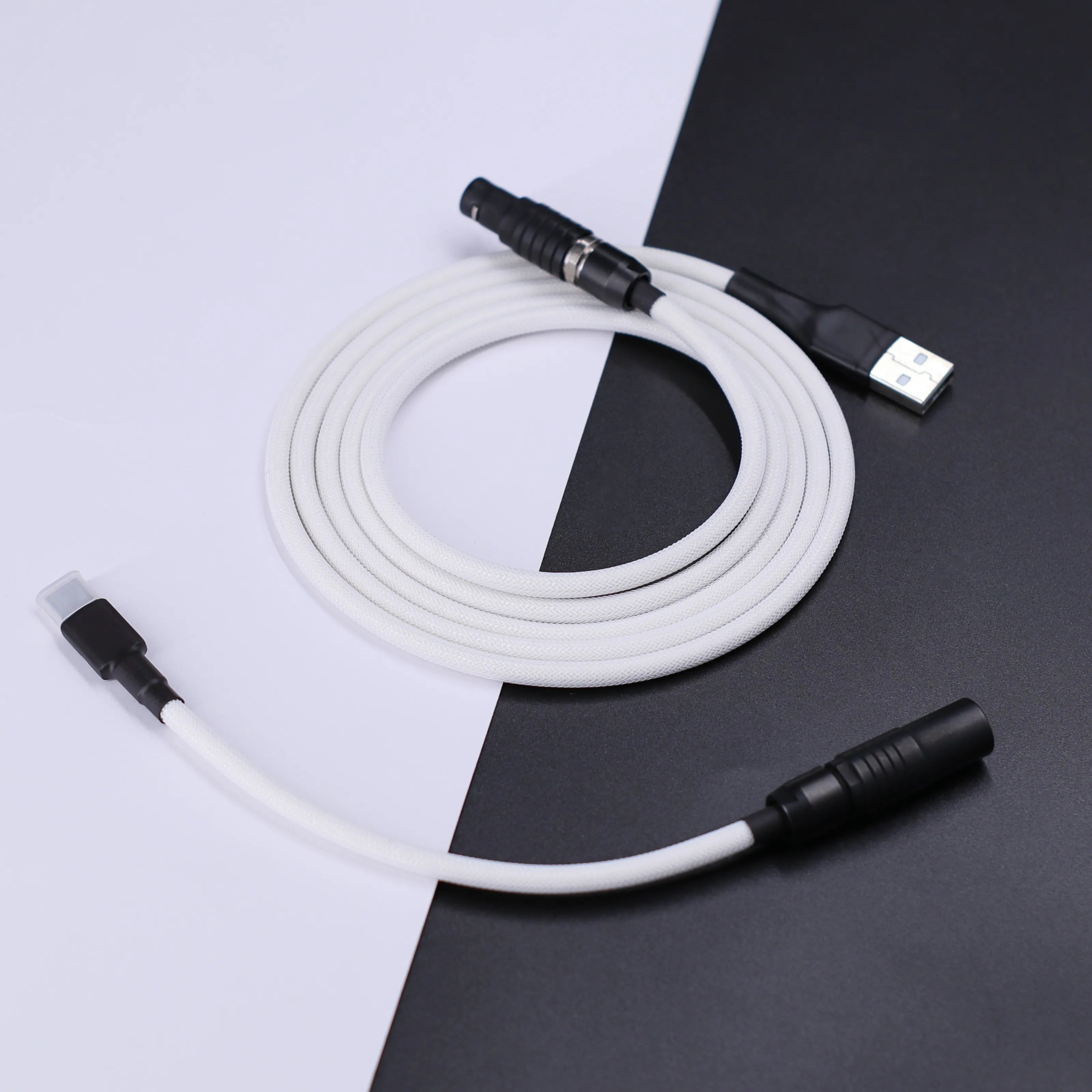 Custom Straight Aviator Keyboard Cable 8K (Lunafreya)