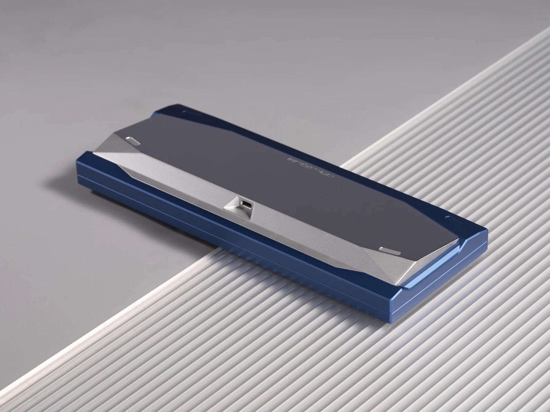 Oblique by Bowl Keyboard