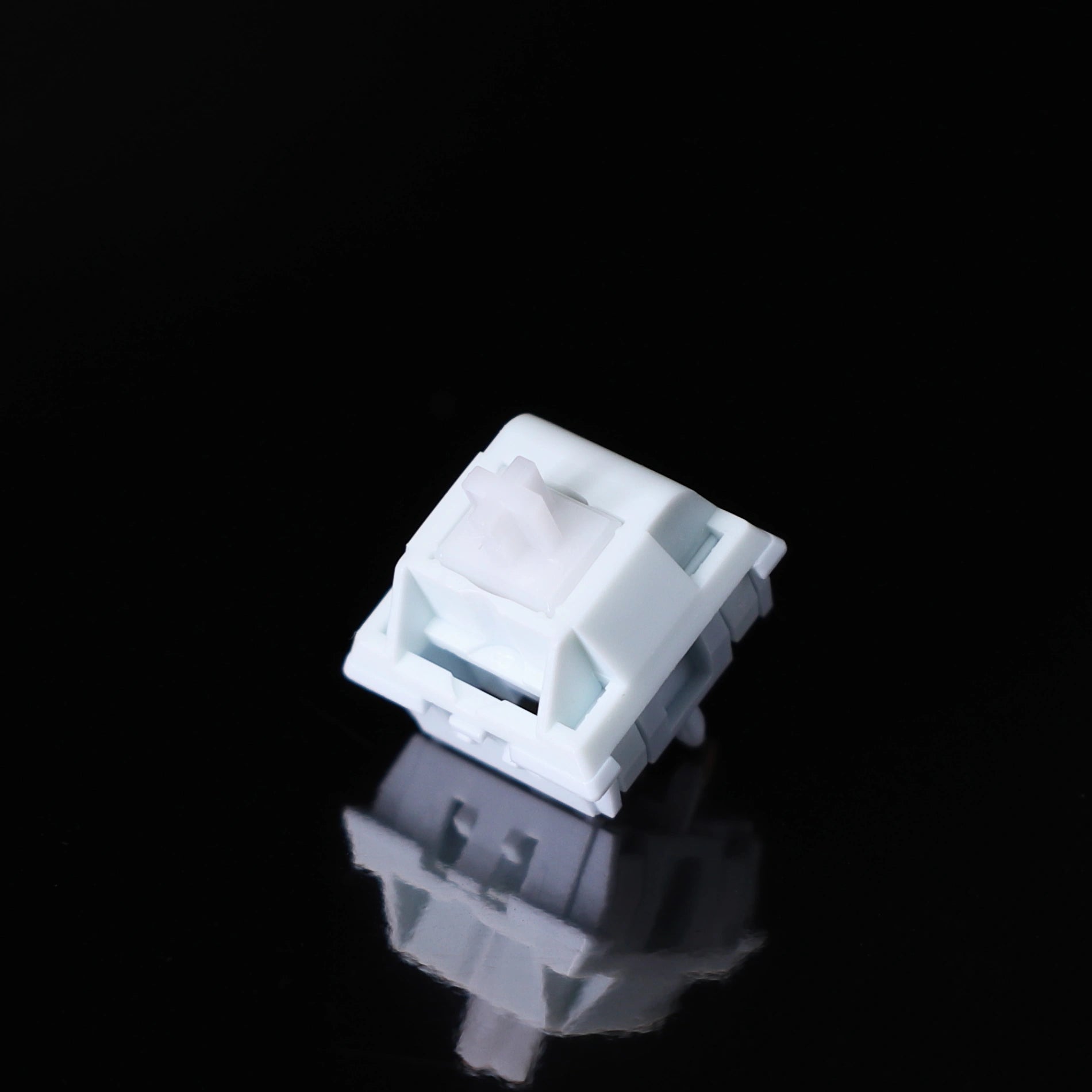 Keygeek Cera Linear Switches