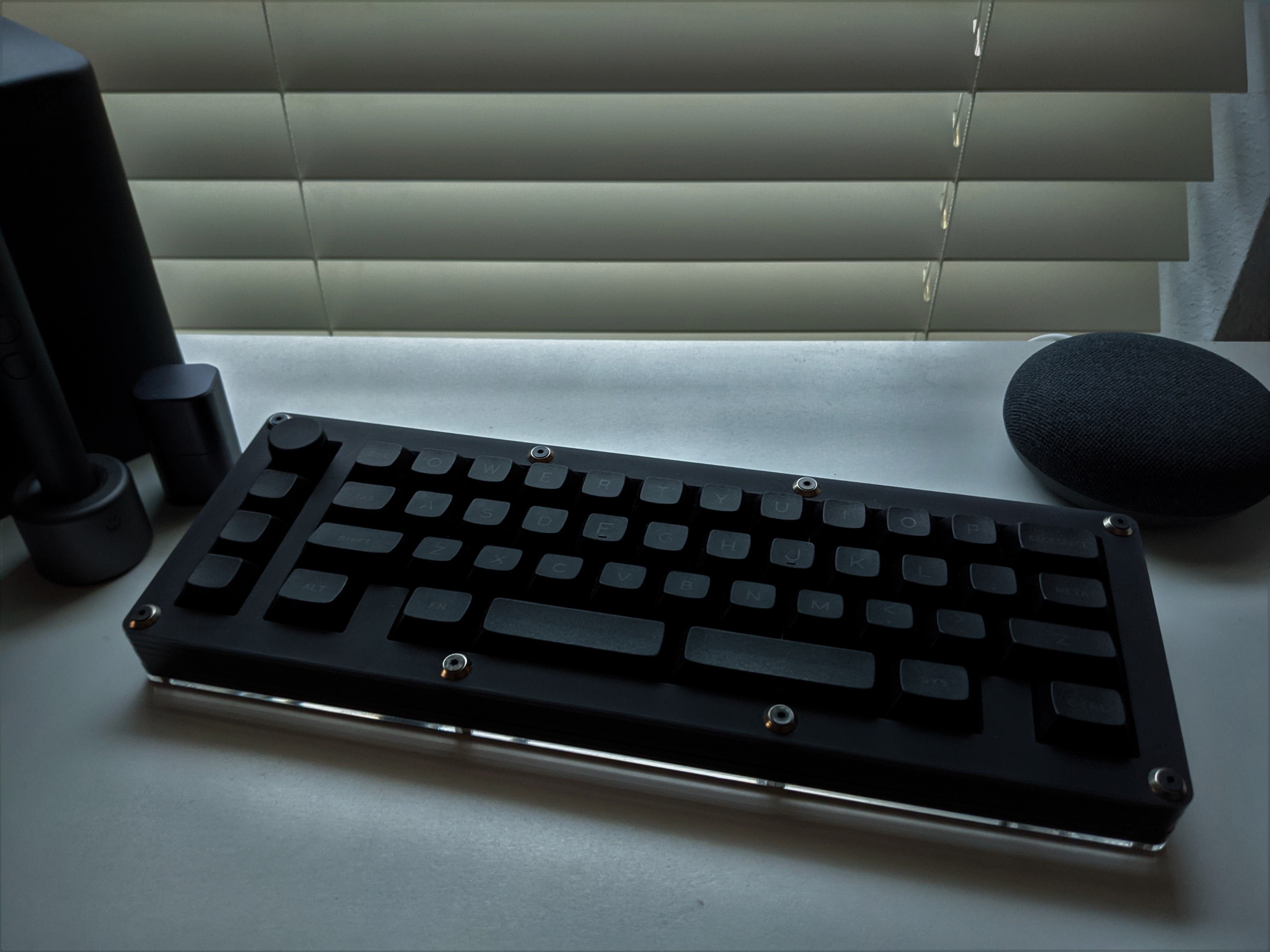 DSS Signature Plastics - Lights Out R2 (Extras)