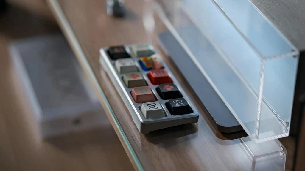 Graystudio CHUCK Artisan Keycap Holder