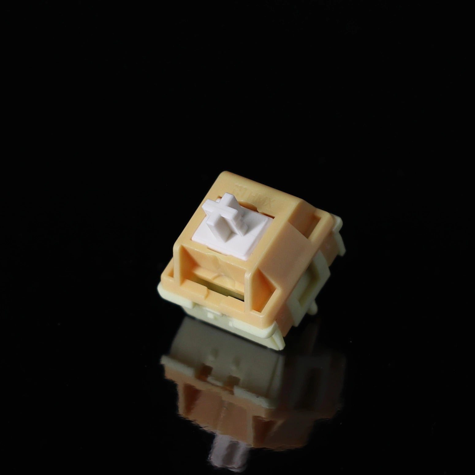 HMX Egg Yolk Linear Switches